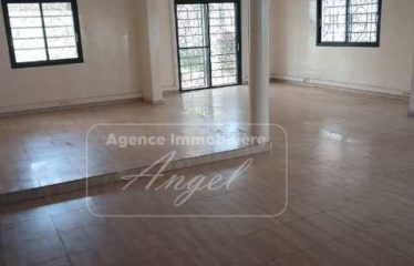 DAKAR NGOR : Villa R+1 à louer vers hôtel Ngor