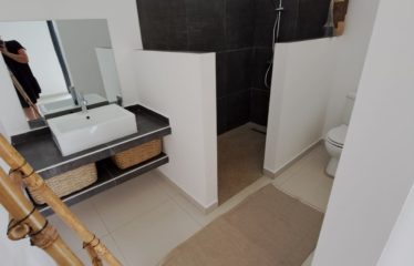 SALY : Villa 3 chambres avec piscine à louer (location longue durée)