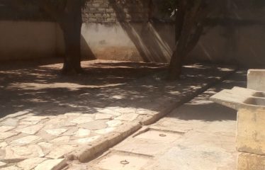 DAKAR OUAKAM : Maison de 340m² à vendre