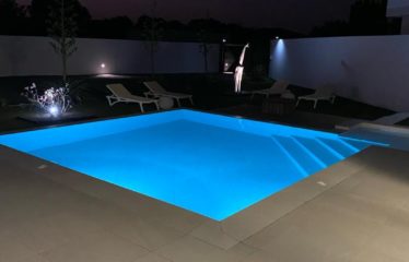 SOMONE: Belle villa de 4 chambres à louer