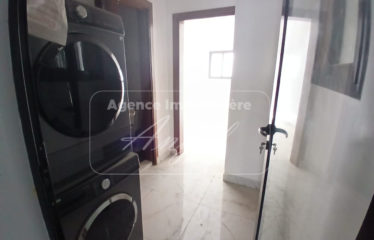 DAKAR POINT-E : Appartement à louer 4 chambres