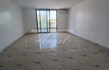 DAKAR POINT-E : Appartement à louer 4 chambres