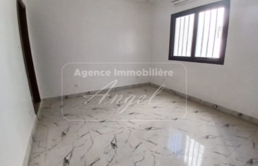 DAKAR POINT-E : Appartement à louer 4 chambres
