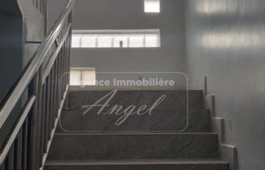 DAKAR MBAO : Villa R+3 à vendre
