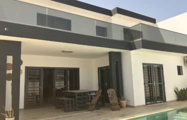 SOMONE : Belle villa de 4 chambres avec piscine