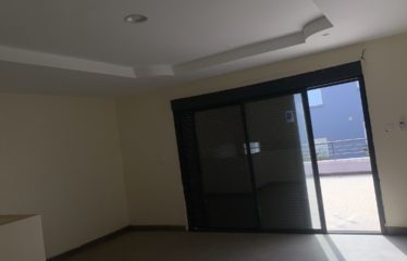 DAKAR OUEST FOIRE : Maison R+2 à louer Cité Tobago