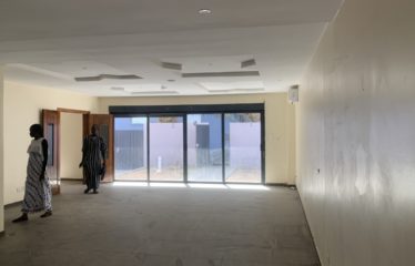 DAKAR OUEST FOIRE : Maison R+2 à louer Cité Tobago
