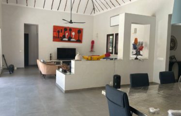 NGAPAROU : Belle maison de 4 chambres avec piscine à louer