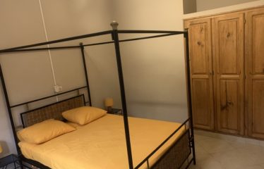 SOMONE : Villa proche de la lagune à vendre