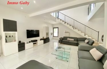 NGAPAROU : Villa de standing à vendre