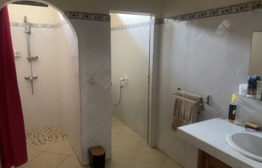 SOMONE : Villa proche de la lagune à vendre