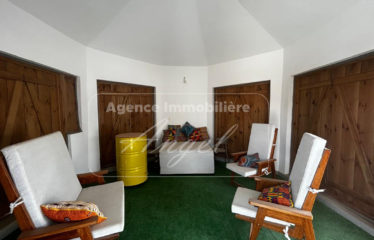 DAKAR ALMADIES : Villa R+1 à louer