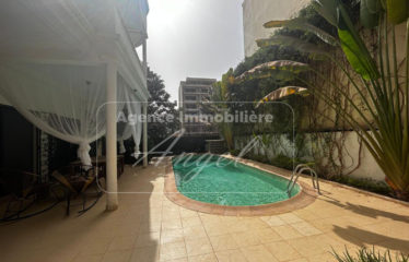 DAKAR ALMADIES : Villa R+1 à louer