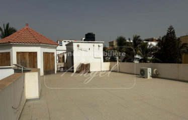 DAKAR ALMADIES : Villa R+1 à louer