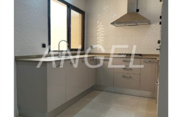 DAKAR ALMADIES : Bel appartement à louer au 2ème étage