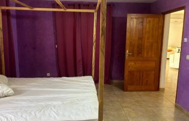 NGAPAROU : Villa 3 chambres avec piscine sur un terrain de 1500 m2 à louer