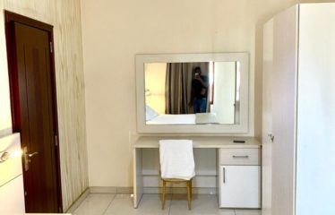 DAKAR SICAP : Chambre climatisée avec balcon à louer