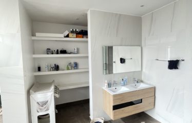 DAKAR MAMELLES : Appartement Duplex meublé à louer