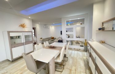 DAKAR MAMELLES : Appartement Duplex meublé à louer