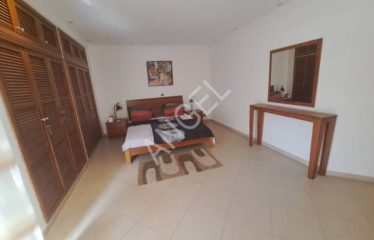 DAKAR PLATEAU : Appartement à vendre vide 3 chambres