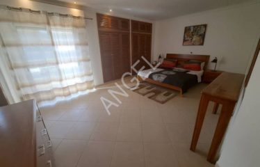 DAKAR PLATEAU : Appartement à vendre vide 3 chambres