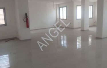 DAKAR SIPRES : Plateaux de bureaux à Sipres x Vdn à louer