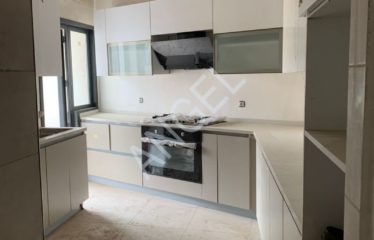 DAKAR PLATEAU : Rue Vincent Appartement F4 à louer