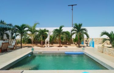 SOMONE : Agréable villa moderne avec piscine proche lagune