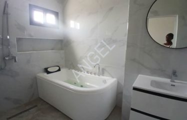 DAKAR MAMELLES : Appartement à louer 3 chambres