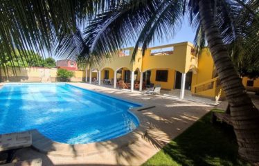 SALY : Magnifique spacieuse villa avec piscine à vendre proche mer