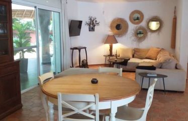 NGUERIGNE : Belle au charme afro-contemporain à vendre