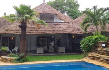 NGUERIGNE : Belle au charme afro-contemporain à vendre