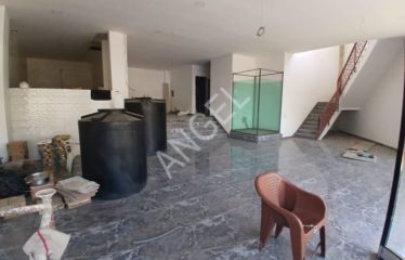 DAKAR HANN : Local commercial en mezzanine à louer aux Maristes