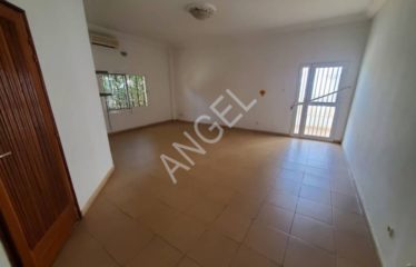 DAKAR ALMADIES : Appartement duplex à louer aux Almadies