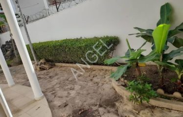 DAKAR ALMADIES : Appartement duplex à louer aux Almadies