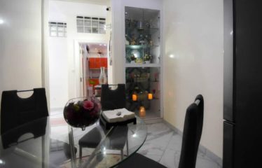 DAKAR LIBERTÉ 6 : Appartement 2 chambres salon luxueux-liberté 6 en face numéro Uno