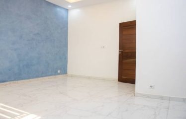 DAKAR MAMELLES : Appartement F4 à vendre Mamelles cité Mbackiyou Faye