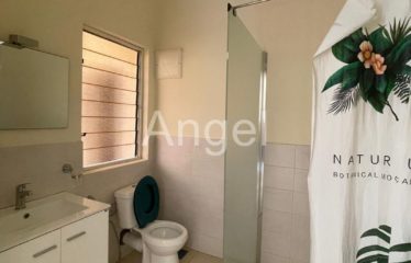 DAKAR PLATEAU : Appartement de 250 m² à louer situé dans le Haut Plateau