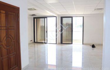 DAKAR SIPRES : Plateaux de bureau à louer sur la VDN