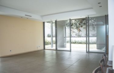 DAKAR FANN-MERMOZ : Appartement à louer séjour 3 chambres à OCEAN DRIVE