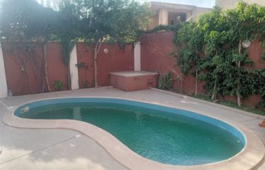 NGAPAROU : Villa avec piscine en 3ème ligne à vendre