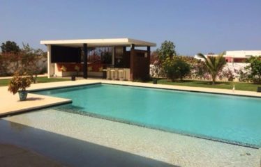 NGUERIGNE : Villa moderne d’exception avec piscine à louer