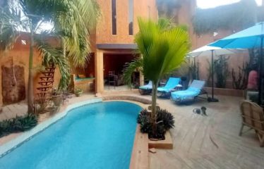 NGAPAROU : Villa type Riad avec beaucoup de charme dans un quartier très résidentiel