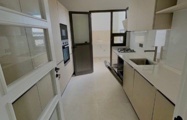 DAKAR MERMOZ : Lumineux appartement F3 à louer