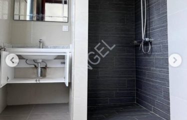 DAKAR POINT-E : Appartement F4 à louer