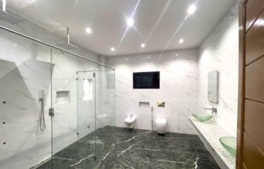 DAKAR NGOR : Immeuble R+6 à vendre