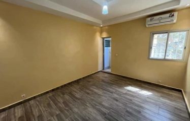 DAKAR MERMOZ : Très beau duplex F4 à louer