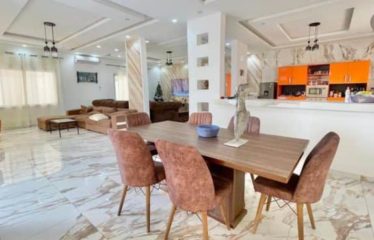 NGAPAROU : Villa à vendre à Ngaparou route des milliardaires