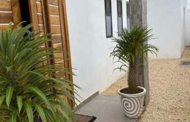 NGAPAROU : Vila à vendre Ngaparou