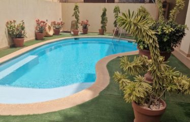 DAKAR ALMADIES : Appartement avec piscine et jardin à louer